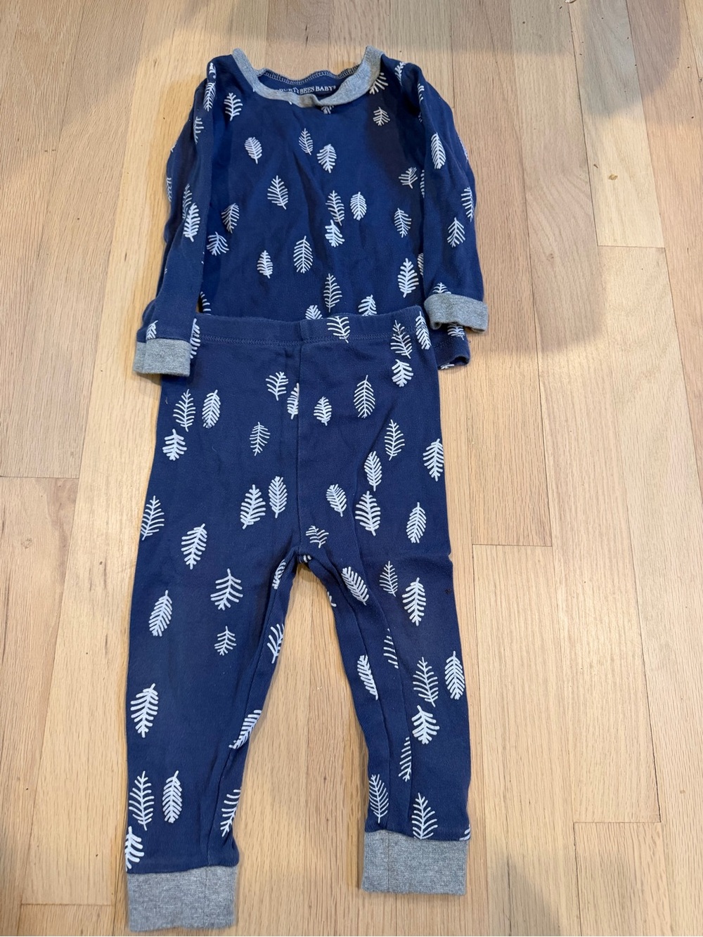Burt's Bees Baby Navy Blue Leaf Print Pajama Set